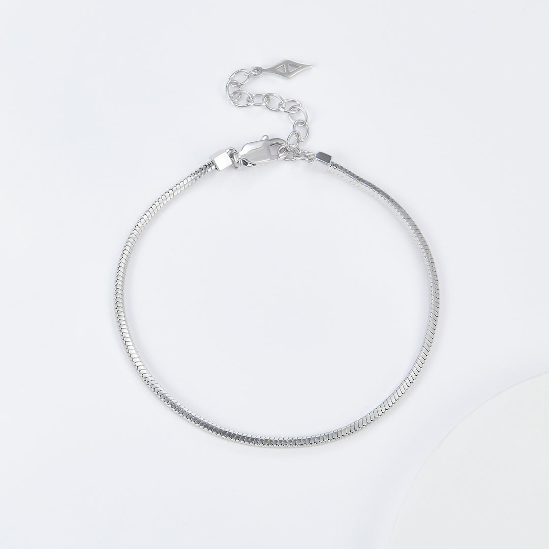 Square-Snake-Chain-Bracelet-By-Yonandole_7