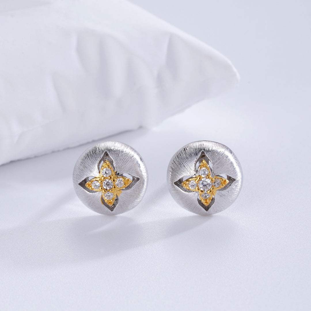 Stud-Earrings-With-A-Two-Tone-Flower-Motif-By-Yonandole_3