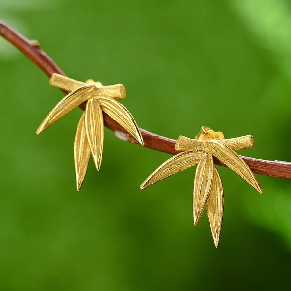 
                      
                        Stud-Earrings-With-Bamboo-Leaves-By-Yonandole_4
                      
                    