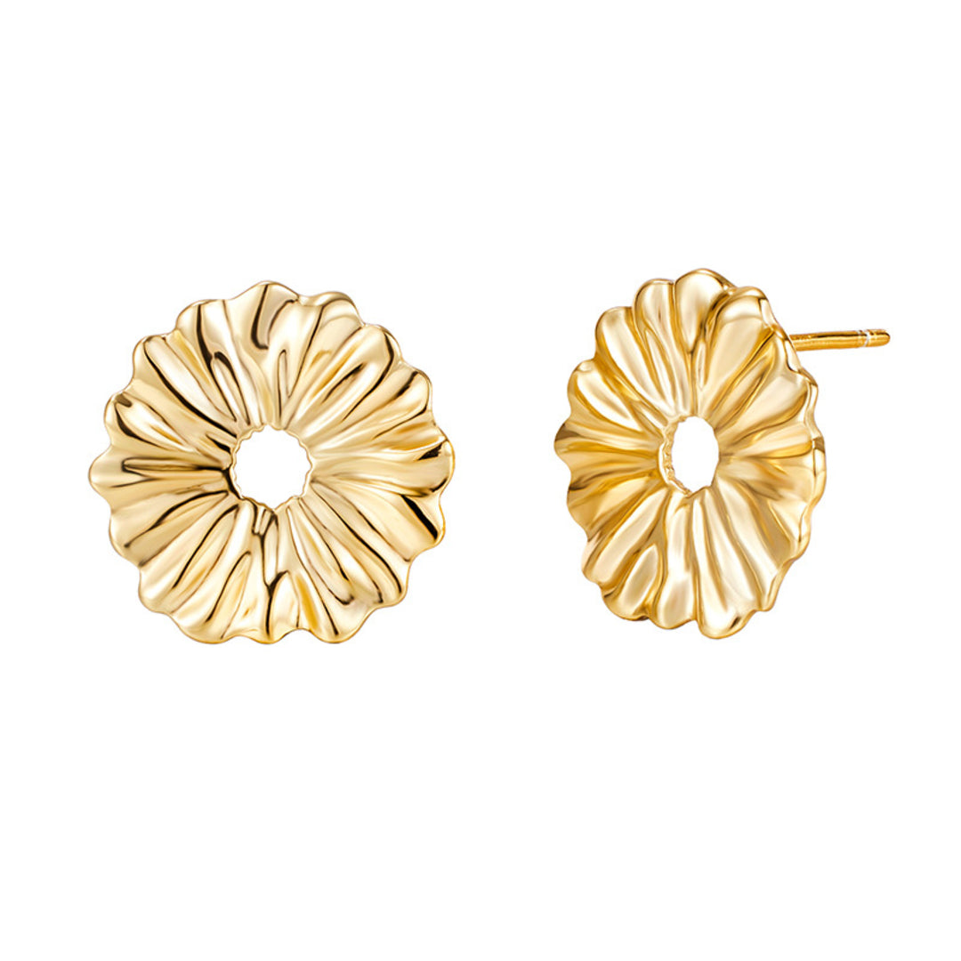 Stud-Earrings-With-Daisy-Flower-By-Yonandole_5