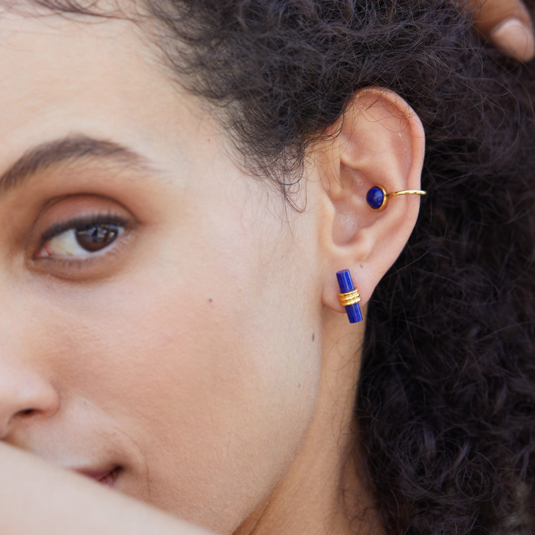 Stud-Earrings-With-Lapis-Lazuli-Cylinder-By-Yonandole_2