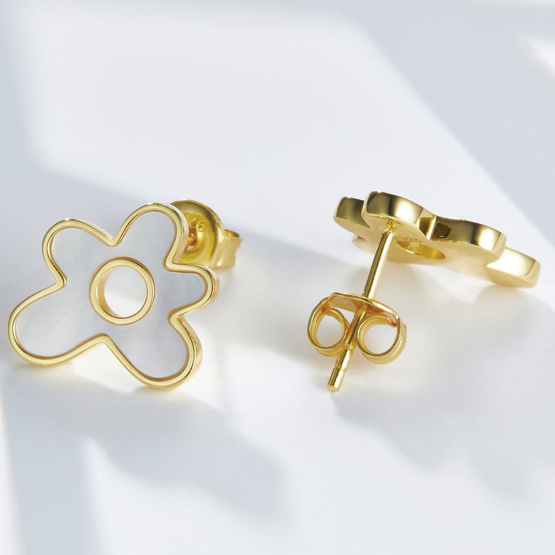 Stud-Earrings-With-Mother-Of-Pearl-Flower-By-Yonandole_4