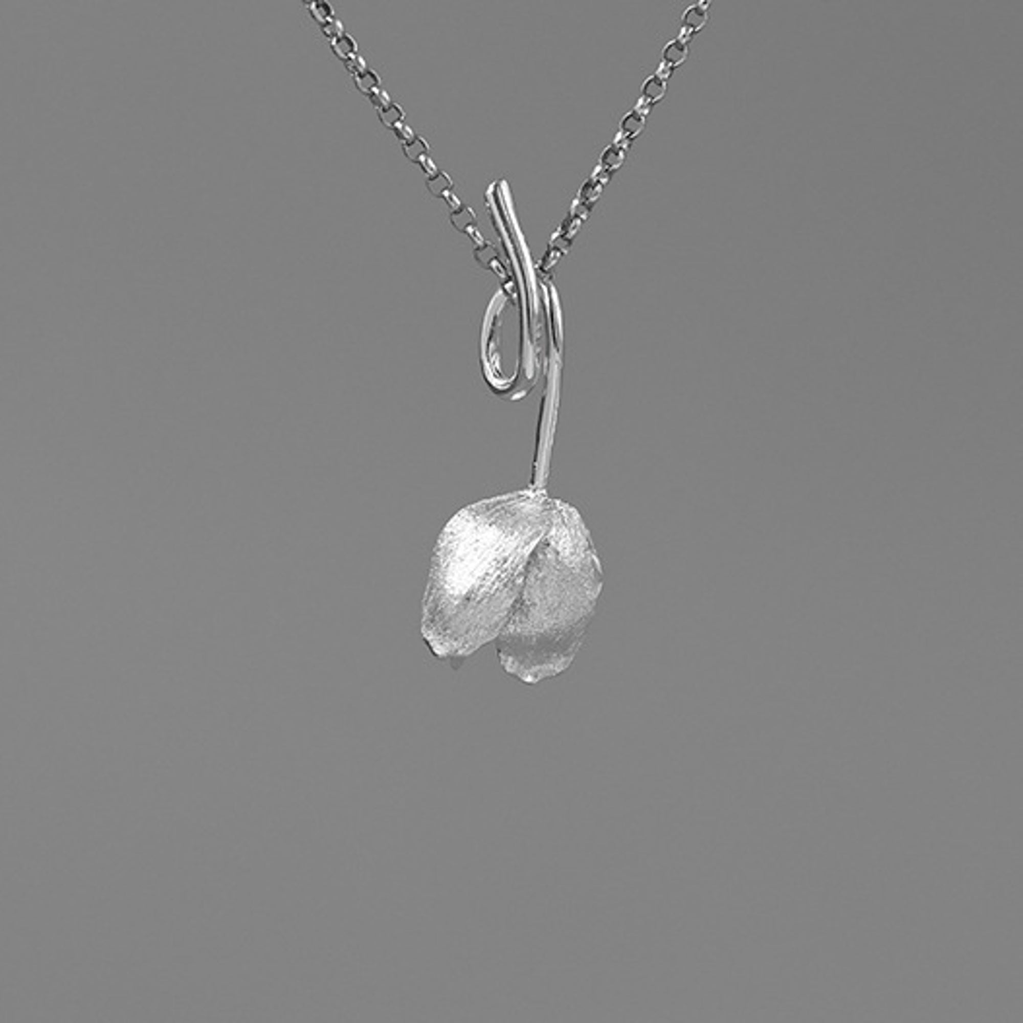 Tulip-Pendant-By-Yonandole_7a