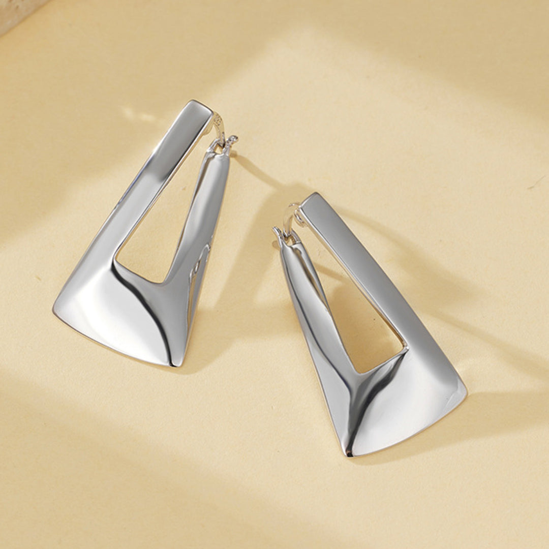 Twisted-Elongated-Triangle-Earrings-By-Yonandole_7