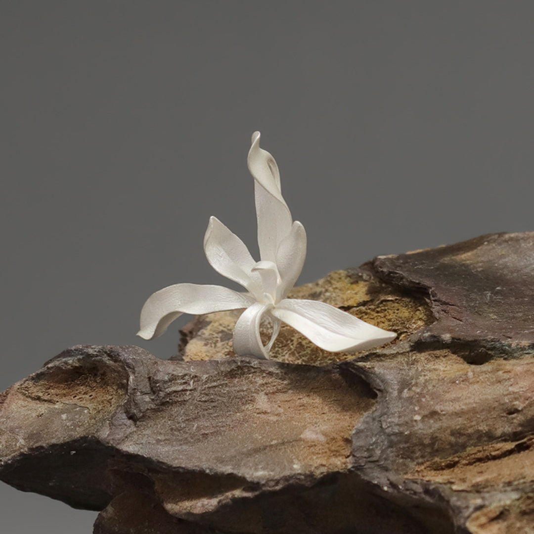 Wild-Orchid-Pendant-By-Yonandole_4
