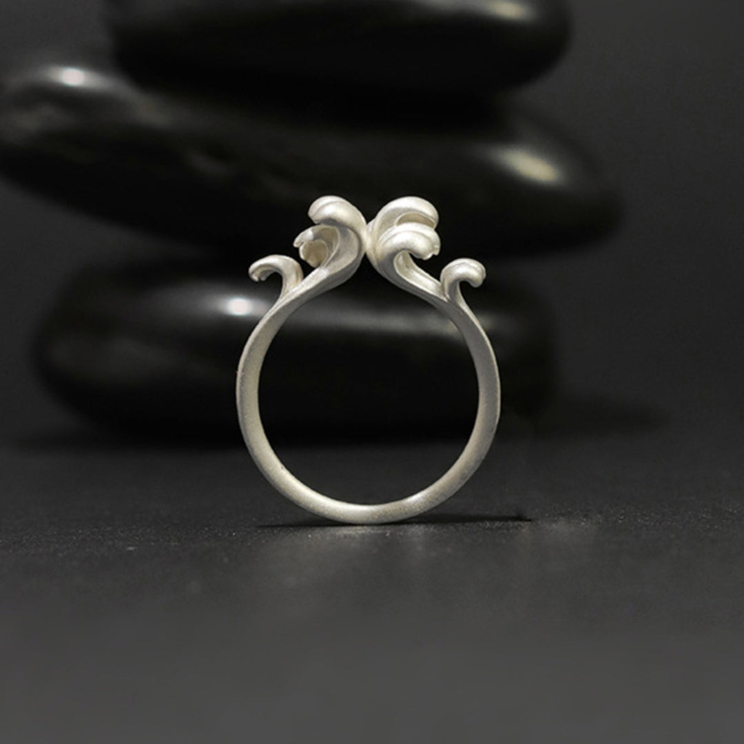 Wind-And-Wave-Ring-Yonandole_3