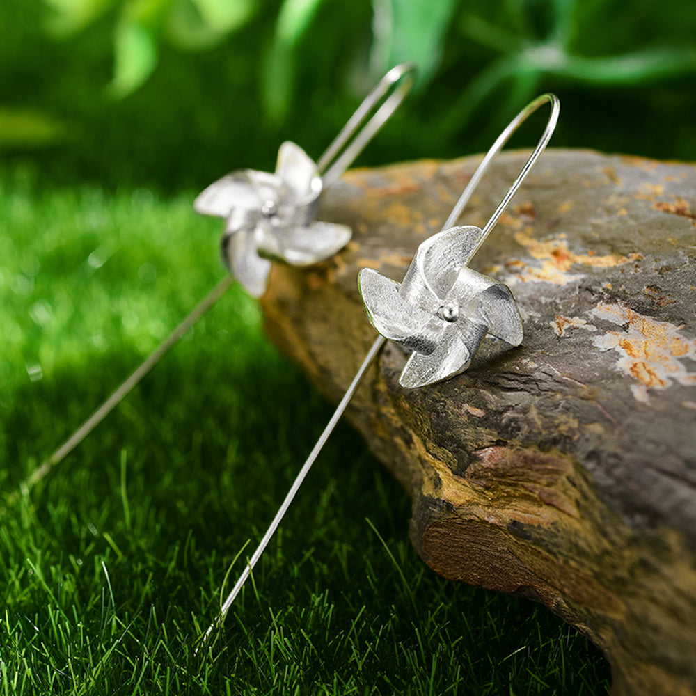 
                  
                    Windmill-Wire-Earrings-By-Yonandole_2
                  
                