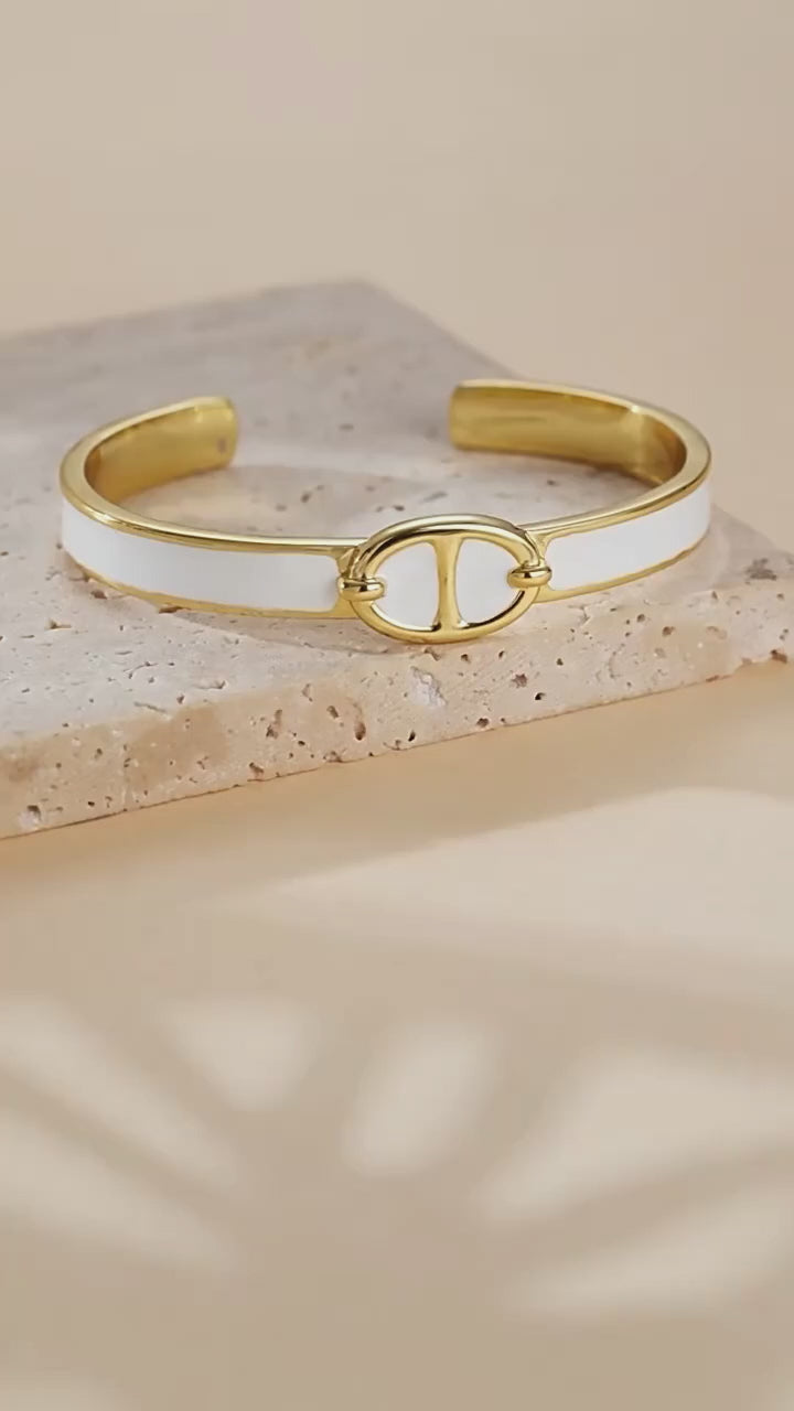 Bangle-With-Anchor-Chain-Design-And-White-Enamel-By-Yonandole