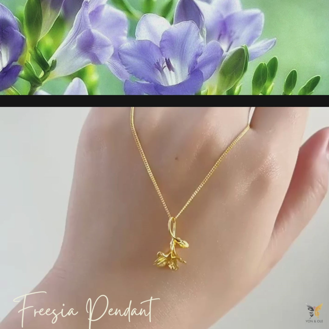 Freesia-Pendant-By-Yonandole